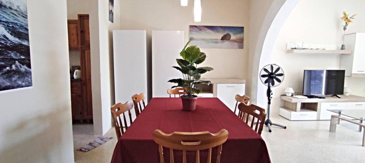 Sea View 2 Bedroom Apartment Marsaskala Dış mekan fotoğraf