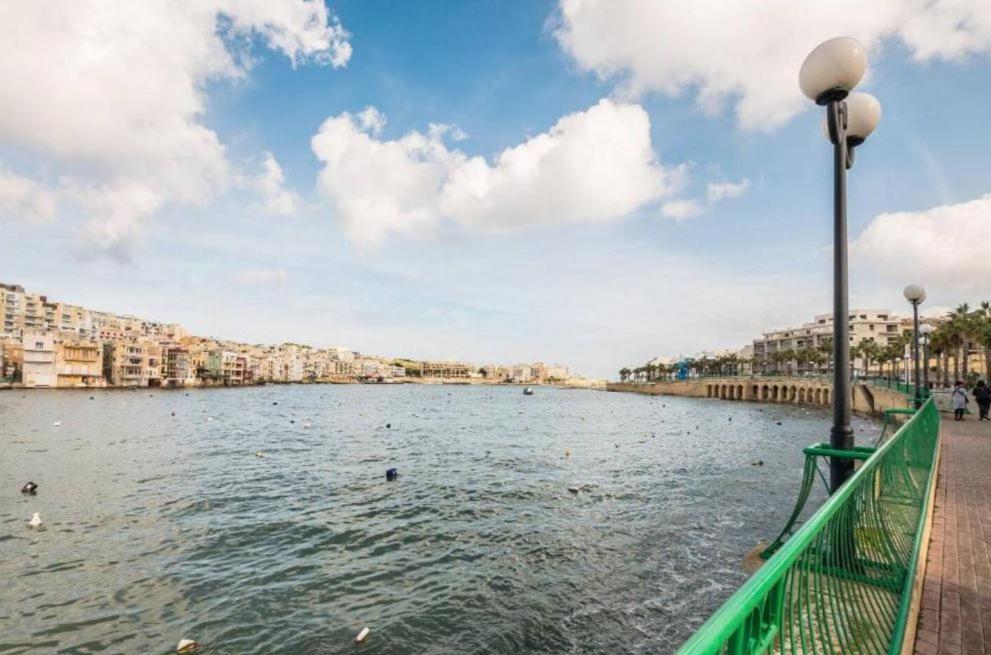 Sea View 2 Bedroom Apartment Marsaskala Dış mekan fotoğraf